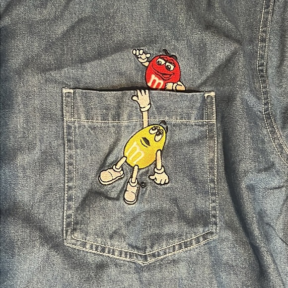 vintage Size XL Planet Mars M&Ms denim button down long sleeve from 1997 - Picture 4 of 4